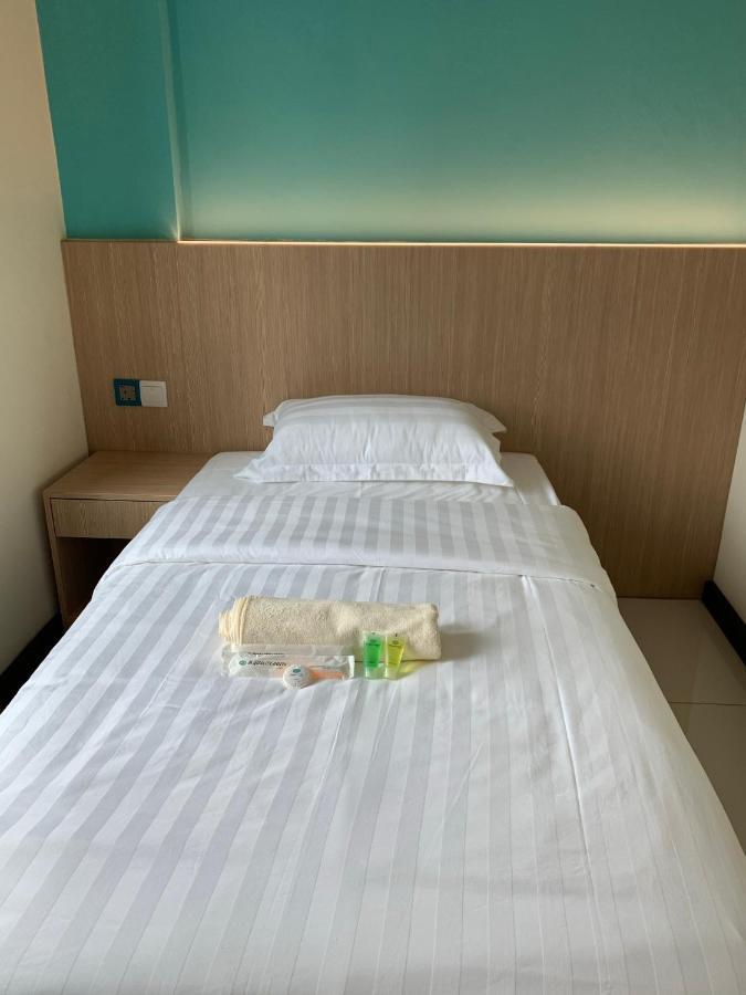 M Quality Hotel Gua Musang Esterno foto