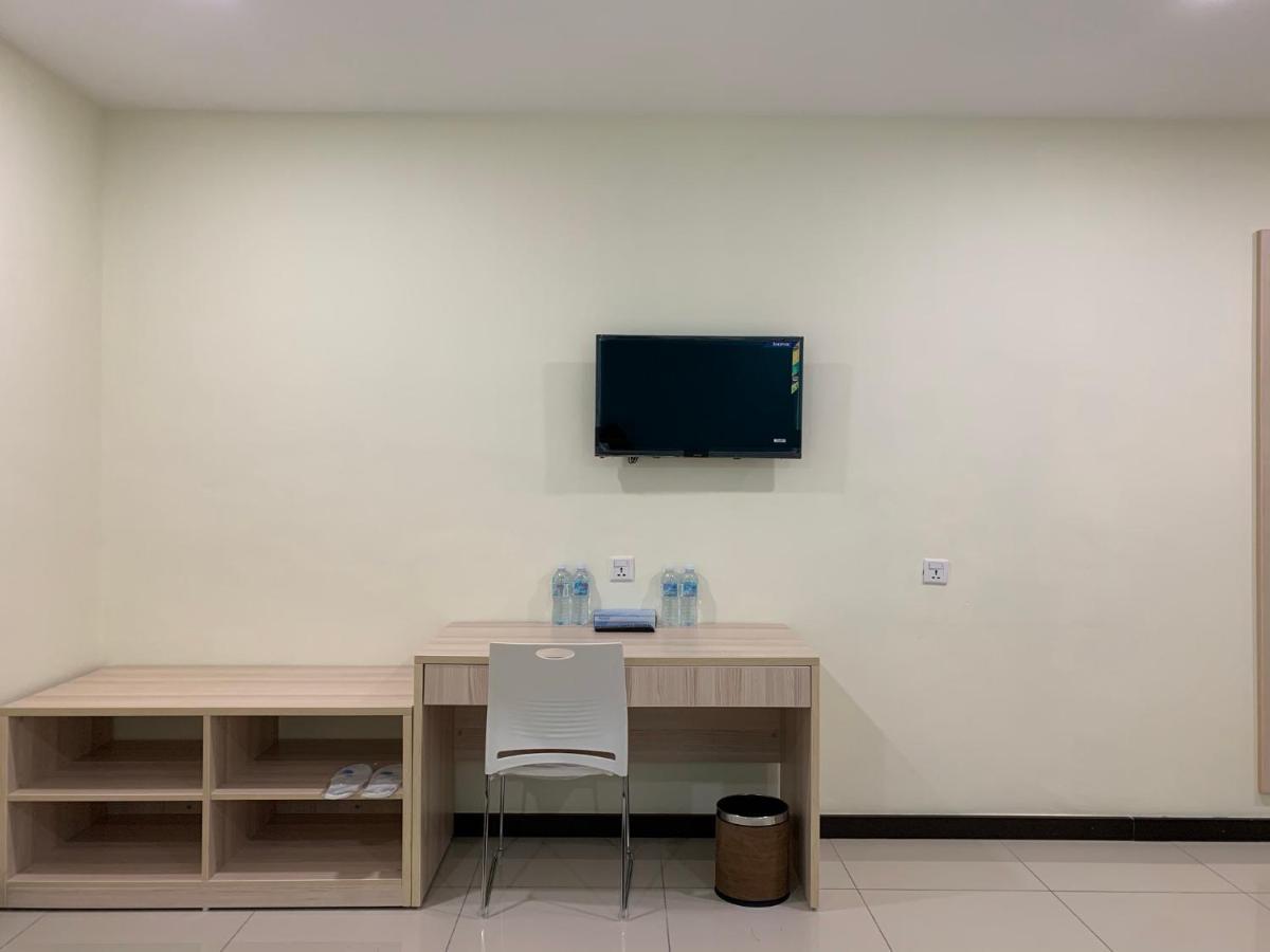 M Quality Hotel Gua Musang Esterno foto