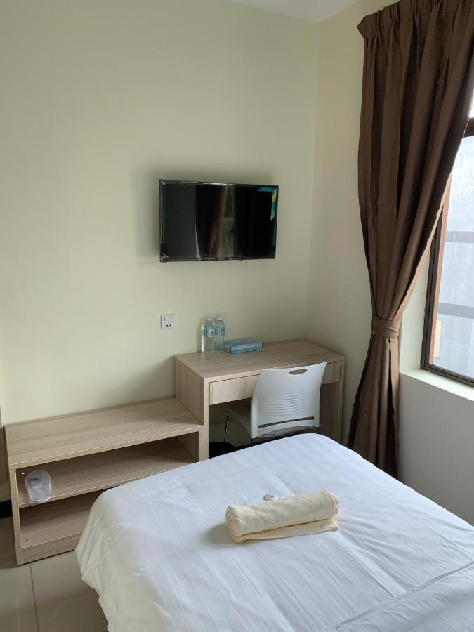 M Quality Hotel Gua Musang Esterno foto