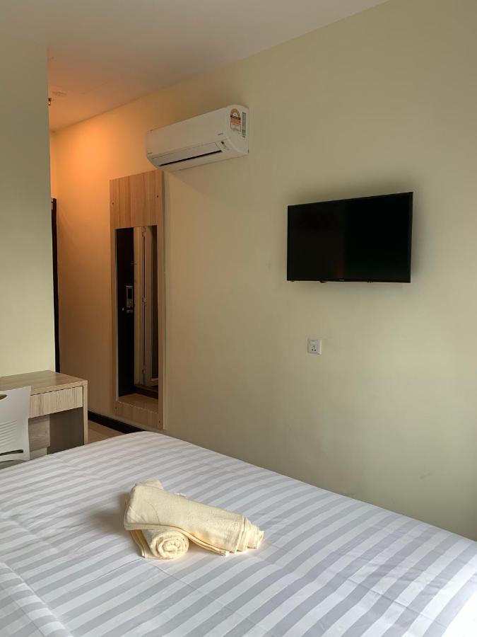 M Quality Hotel Gua Musang Esterno foto